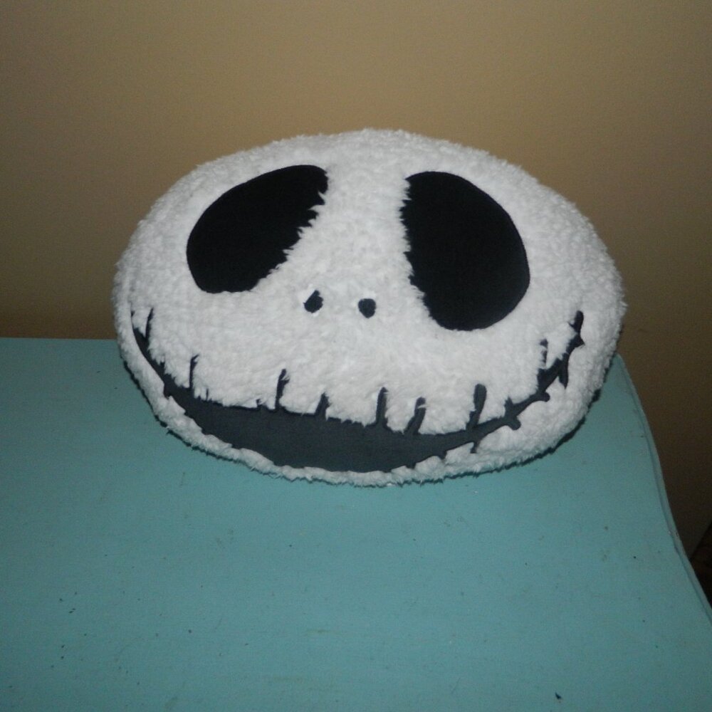 Pottery Barn Kids Disney Tim Burton Nightmare before Christmas Jack Pillow